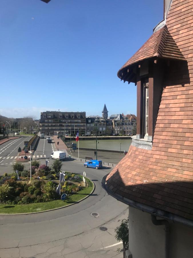 Hotel L'Estran Trouville-sur-Mer Kültér fotó